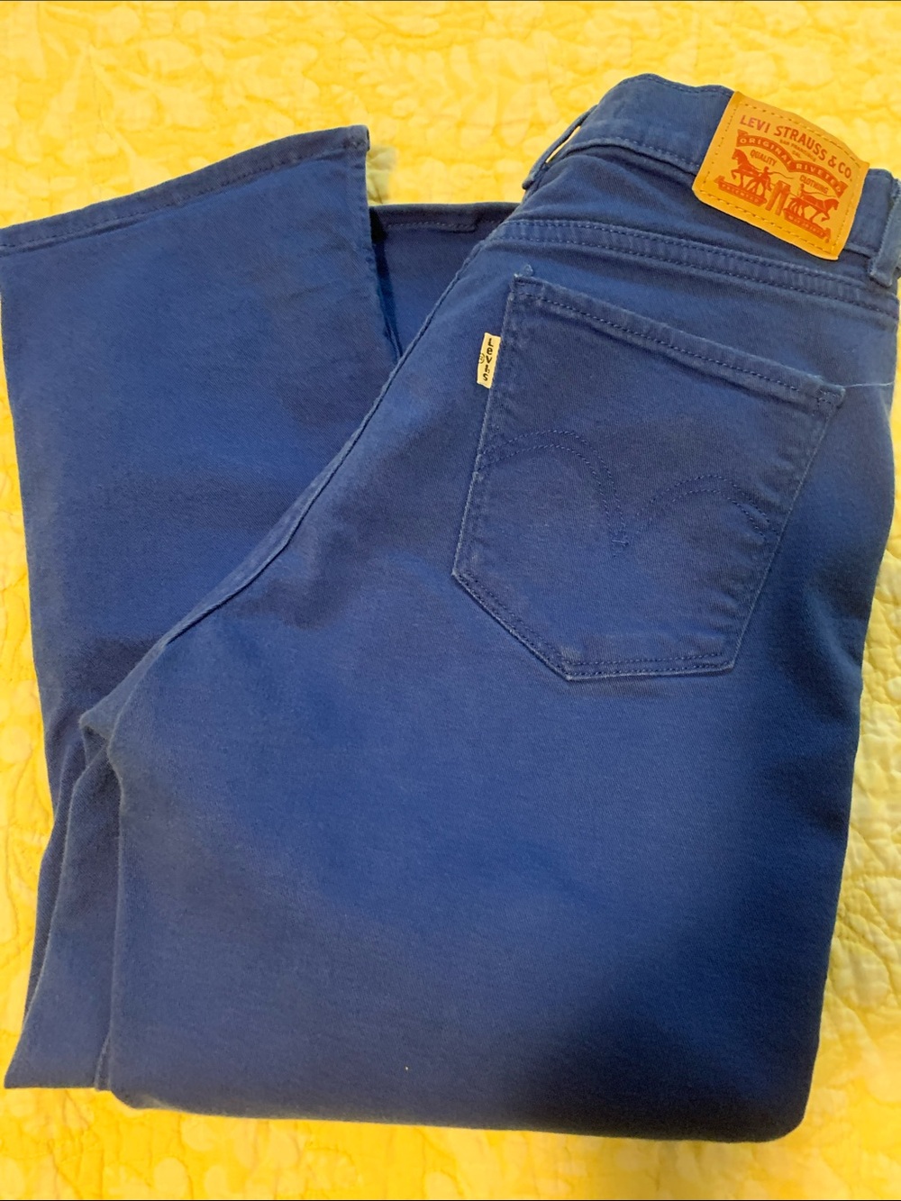Levi's Slim Capri Jeans in Royal Blue